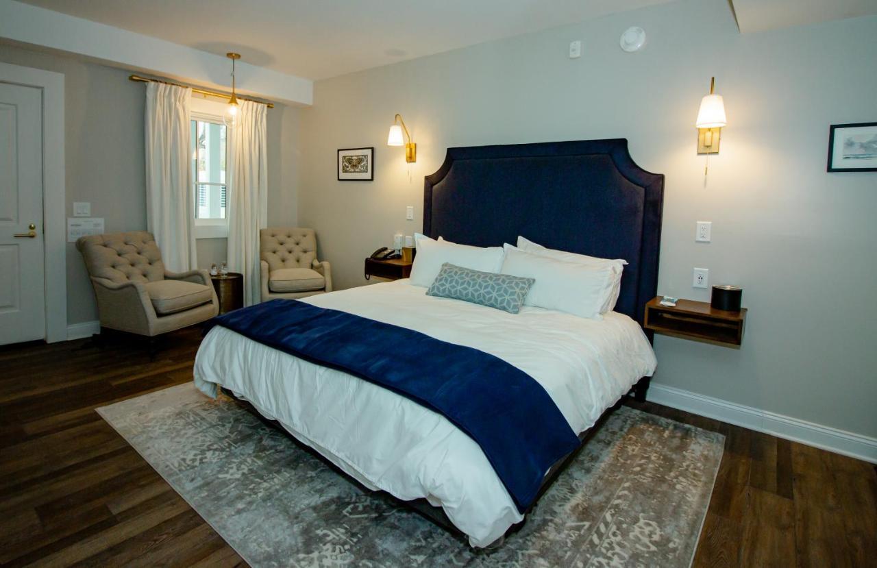 The Colonial Inn Hillsborough Extérieur photo