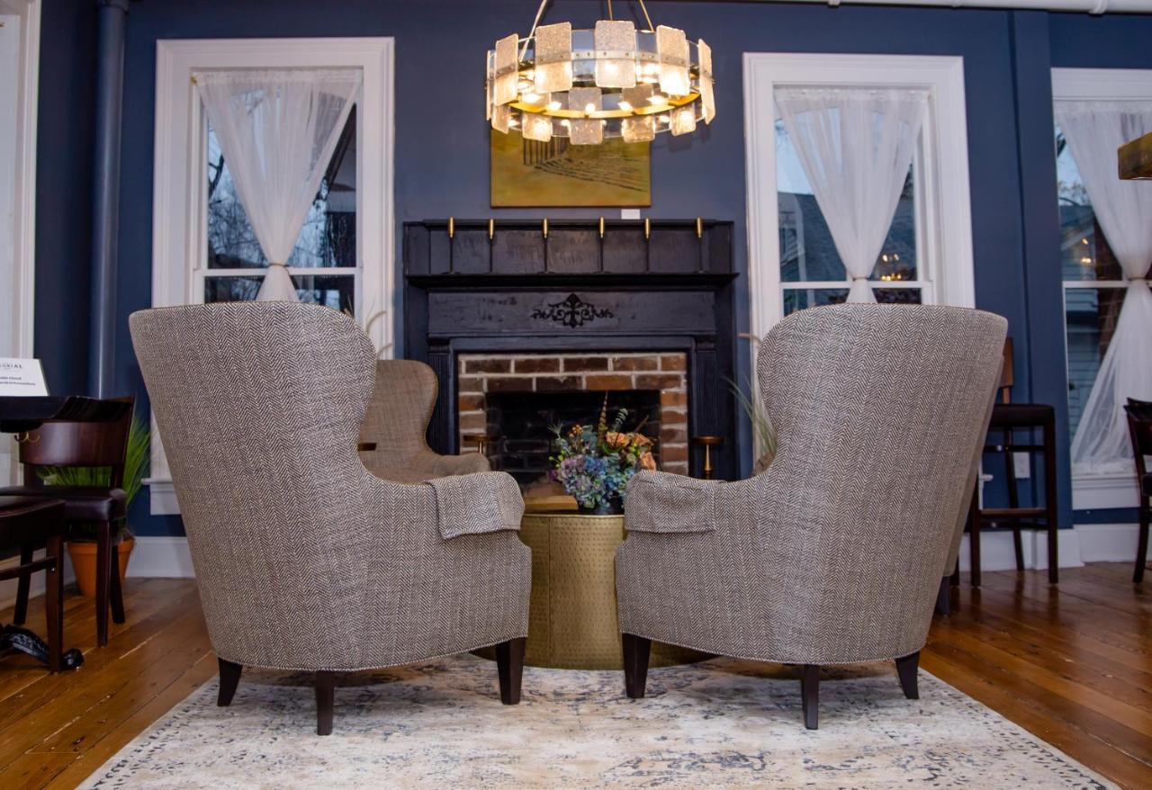 The Colonial Inn Hillsborough Extérieur photo